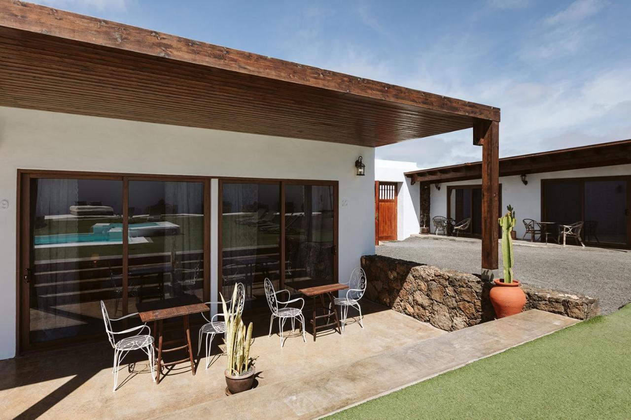 Hotelito Rural Flor De Timanfaya Tinajo Exterior foto