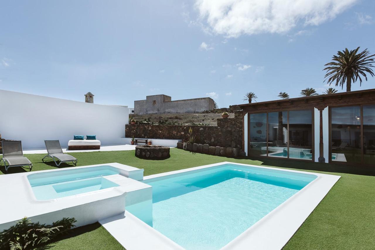 Hotelito Rural Flor De Timanfaya Tinajo Exterior foto