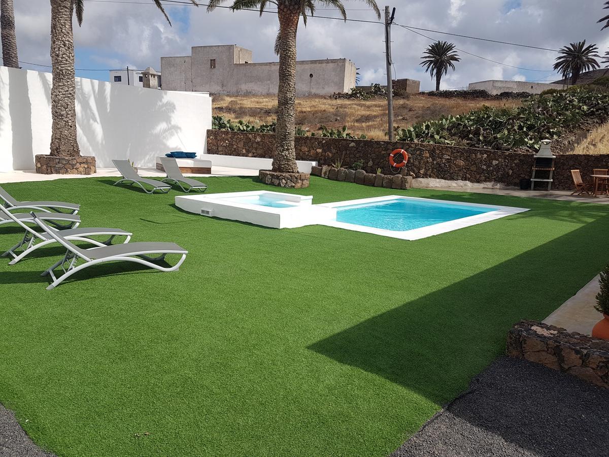 Hotelito Rural Flor De Timanfaya Tinajo Exterior foto