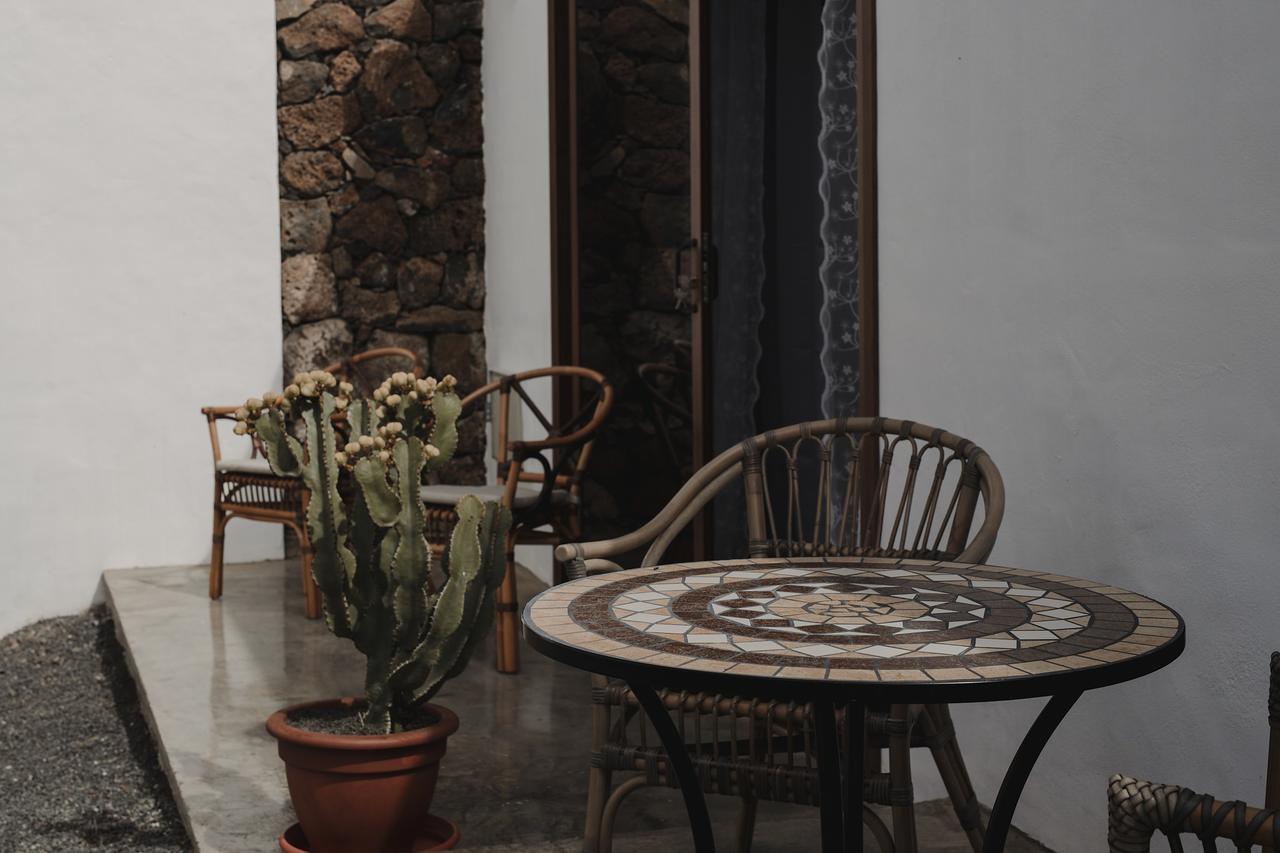 Hotelito Rural Flor De Timanfaya Tinajo Exterior foto